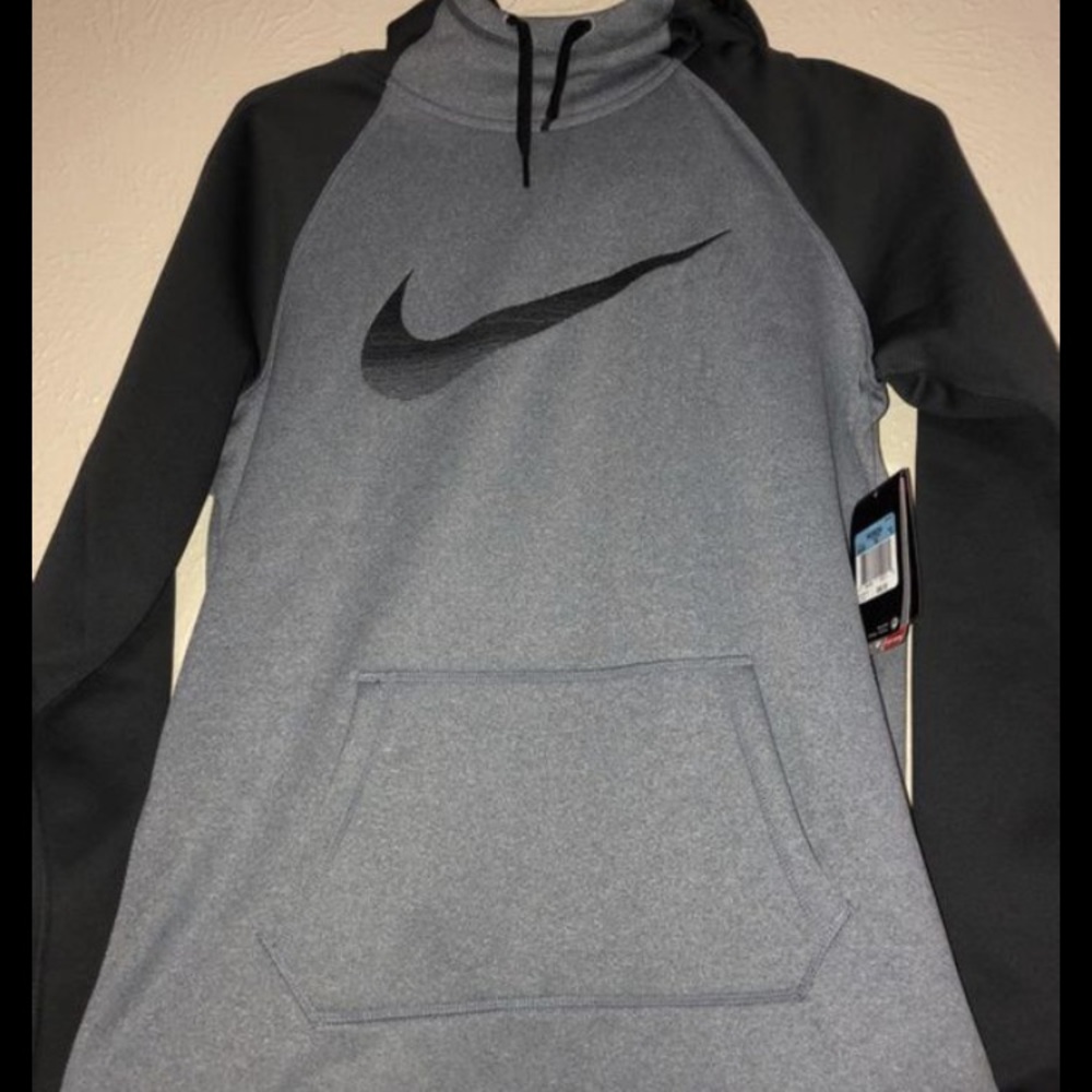 Nike Women’s hoodie